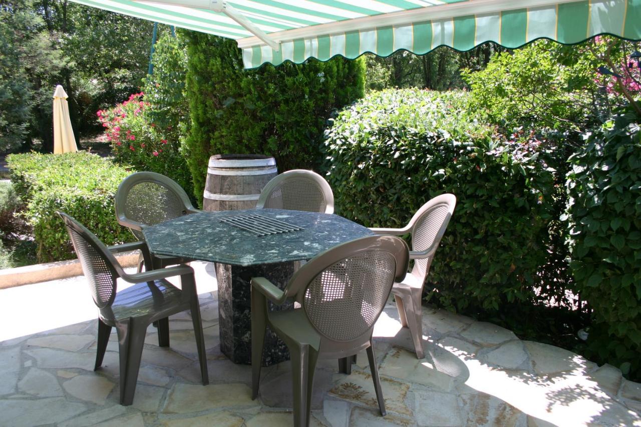 A La Verte Campagne - Appartements / Gites Roquebrune-sur Argens Εξωτερικό φωτογραφία
